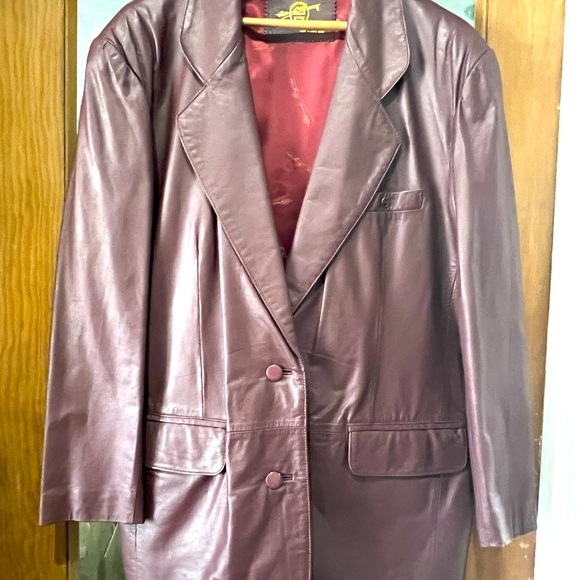 Vintage ETIENNE AIGNER Ox Blood Leather 2 Button Blazer Jacket Pockets Women - Picture 1 of 8